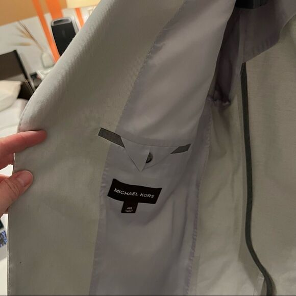 Michael Kors Designer Luxury Mens 40R Two Button Blazer Jacket Light Stone Gray - Picture 4 of 7